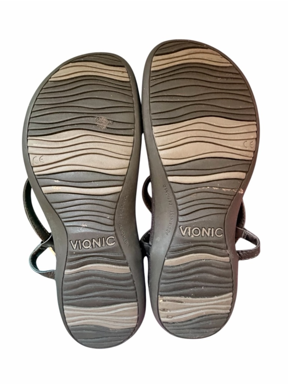 Vionic Womens Sandals Lizbeth Black Silver Medallion Comfort Capsule Shoe Sz 7.5 - Picture 3 of 8
